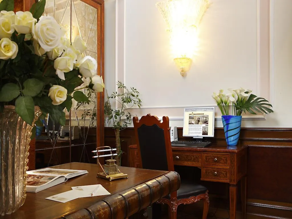 Hotel Ca' Dei Conti Βενετία 4*,